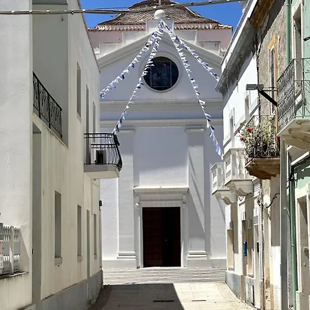 بيت للعطل Il Maestralino, With Courtyard